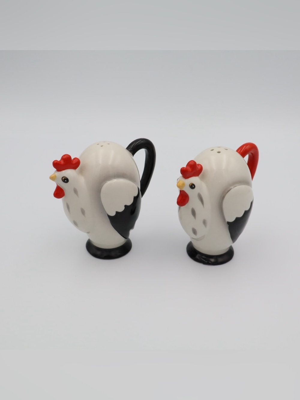 Vintage Holt Howard "Coq Rouge" salt and pepper shakers from 1960